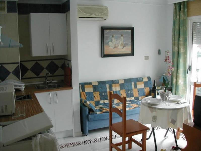 Hostal Ana - Adults Recommended Nerja Dış mekan fotoğraf