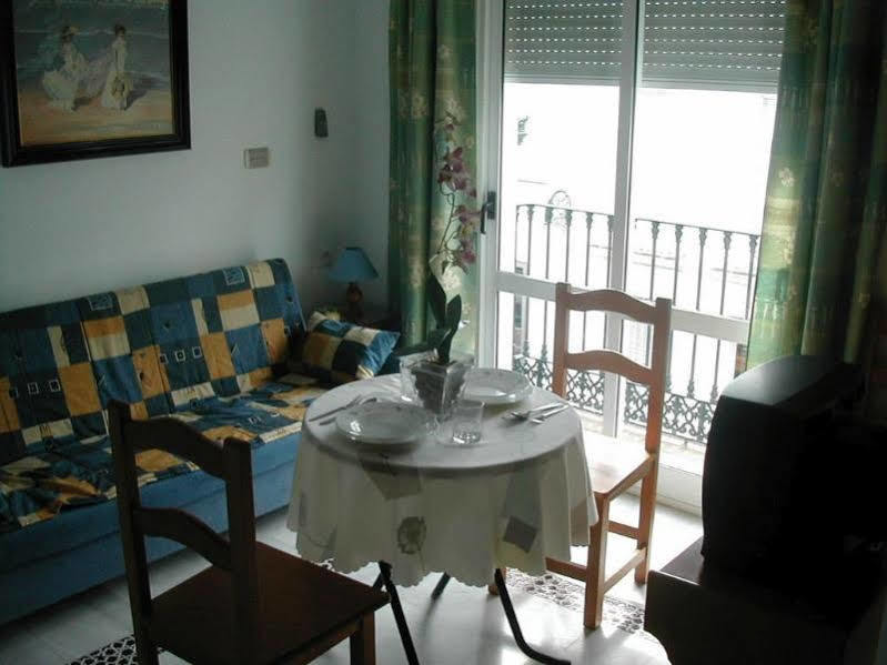 Hostal Ana - Adults Recommended Nerja Dış mekan fotoğraf